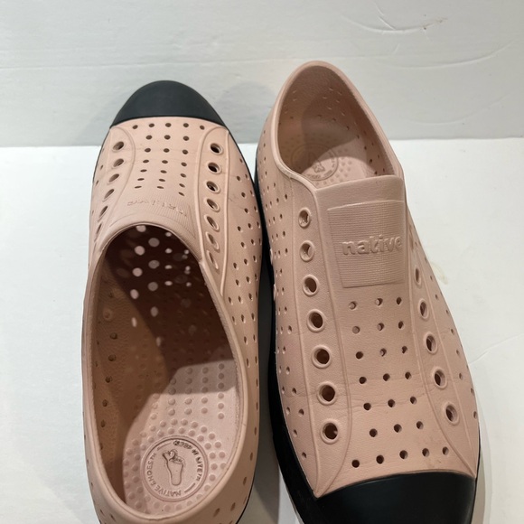Native adult women’s shoes, size 10, color: pink&black. Hand washable, - Picture 9 of 12